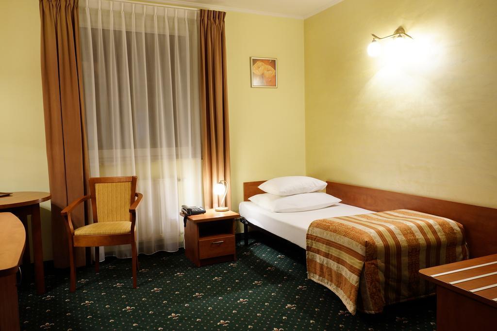 Hotel City Grudziądz 객실 사진